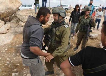 Israel expulsa a la población de campamentos palestinos en Cisjordania