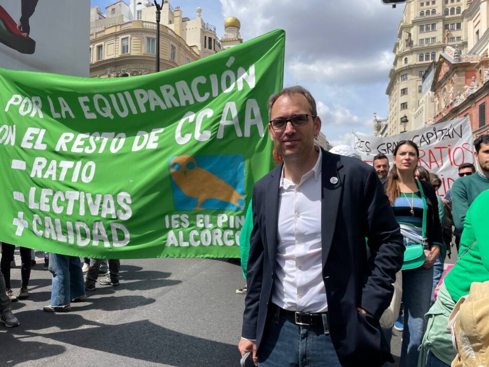 Izquierda Unida elabora y registra una iniciativa en el Congreso para implementar un sistema de ‘bajas estudiantiles’ que haga frente al grave aumento de los problemas de salud mental