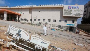 Palestinos condenan demolición de un hospital gazatí