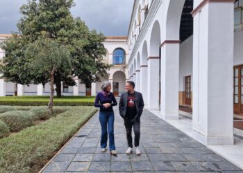 Begoña Iza, profesora de geografía e historia, la nueva diputada de Adelante Andalucía