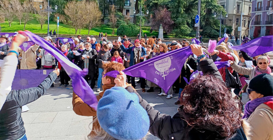 La Revuelta de Mujeres en la Iglesia de Cantabria se moviliza el próximo 9 de marzo bajo el lema “Creyentes y feministas por una Iglesia en igualdad”