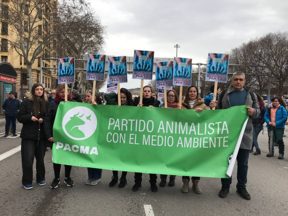 PACMA propone al Gobierno una modificación urgente del polémico Real Decreto 666/2023